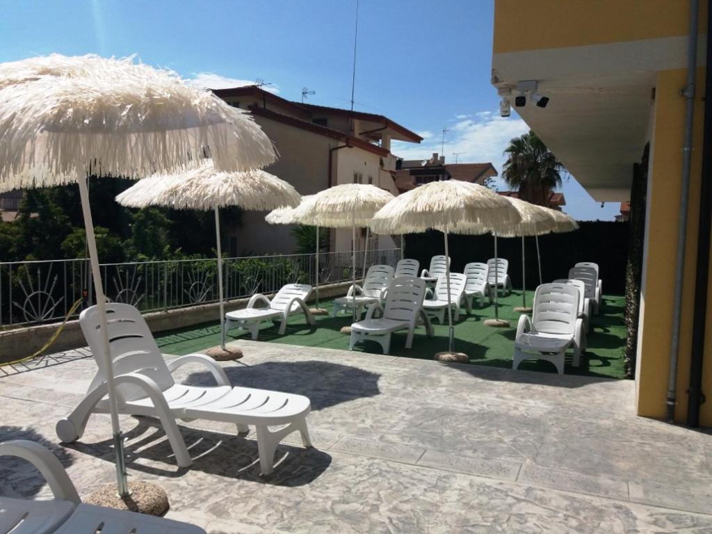 La Playa Del Sol 2 Villa Santa Domenica  Bagian luar foto